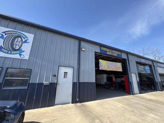 Bonham Discount Tire & Auto