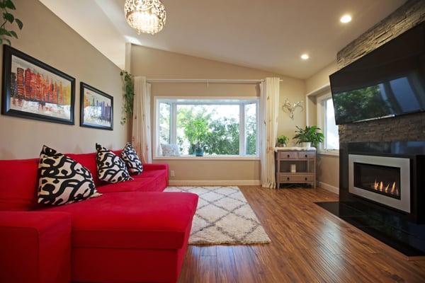 Your Home SOLD Guaranteed. Call The Linda Chu Team at 408-621-3296 and start Packing!