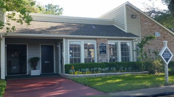 Ashton Oaks Apartments