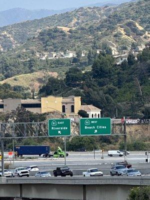 The Prada Dam Bicentennial Mural