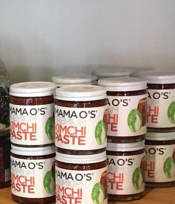Mama O's Premium Kimchi