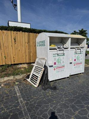 Some type of folding chair.