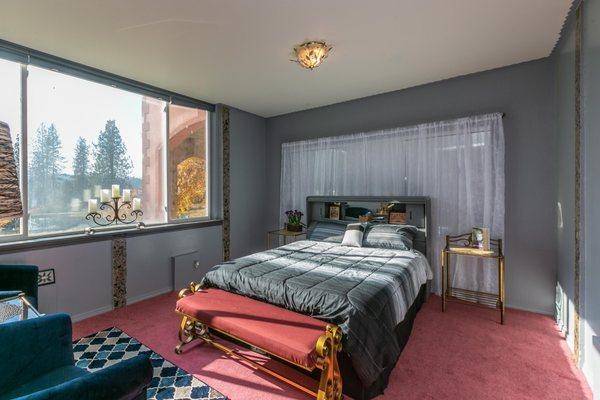 Lake Roosevelt Suites