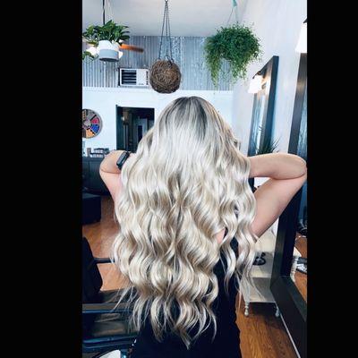 MiaBella Salon Suites & Lash Bar