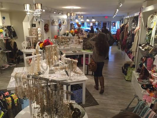 Pretty Poppy Jewelry & Accessories