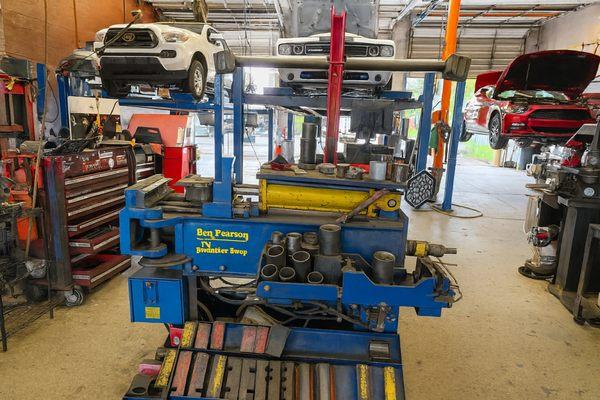 Rench'n Complete Auto Care & Custom Exhaust