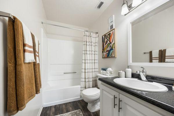 Greenwich Green Apartments