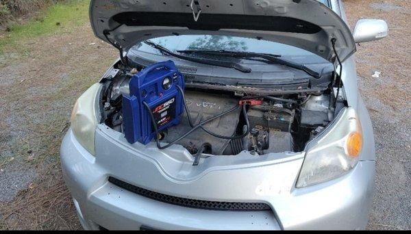 Vehicle Jump start Roseville California