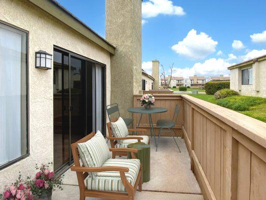 Cresthaven Apartments