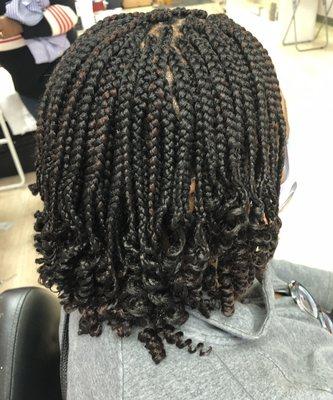 Didi's African Hair Braiding