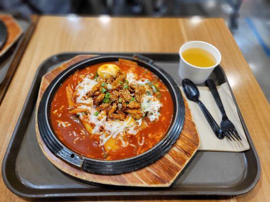 Spicy chicken and cheese