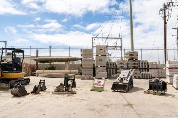 Half Moon Bay Building & Garden