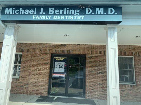 Michael J Berling, DMD