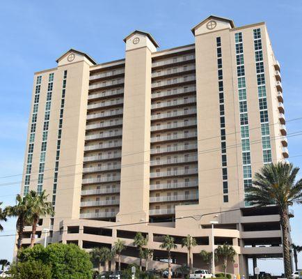 Chuck Barnes - RE/MAX Gulf Properties