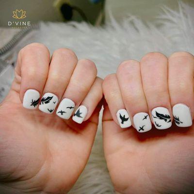 D’Vine Nails Downtown
