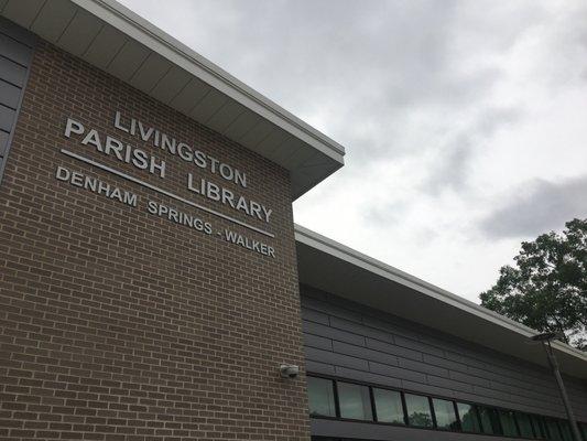 Livingston Parish Library-Denham Springs-Walker Branch