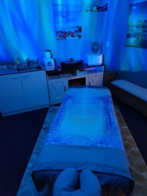 Calming ocean escape