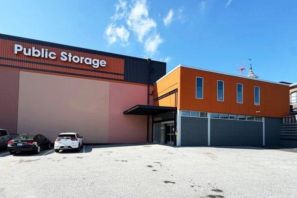 Public Storage
