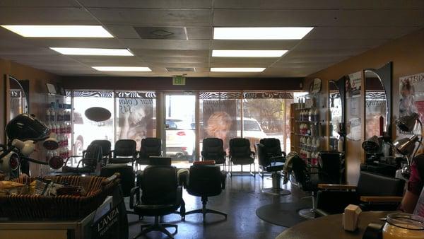 I came in at 3 o'clock, quality cut and dry in under 30 minutes .