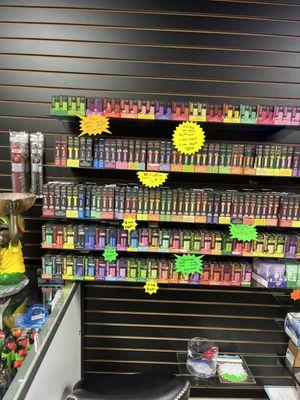 All vapes at whole sale prices fume , Cali , elf bar , funky republic