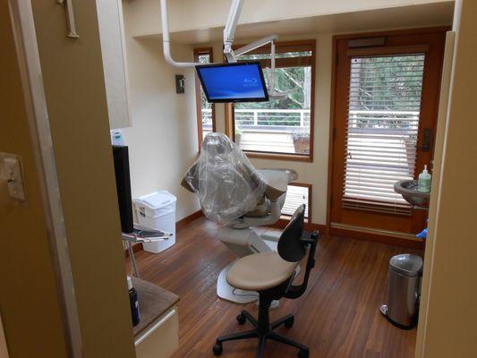 Brian D. Brooks, DDS