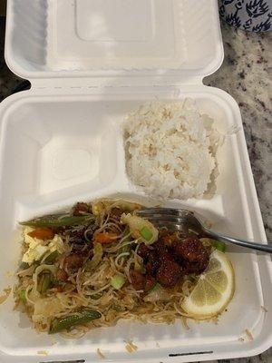 Party Chicken Pancit