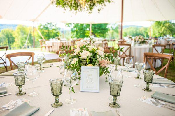 Beautiful Reception in September
@LaceyGabriellePhotography