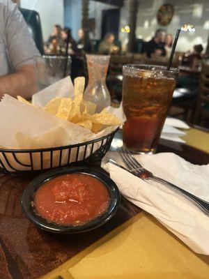 Chips, salsa and tea.