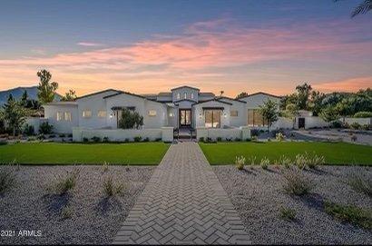 Tiffany LeDoux - Realty One Group