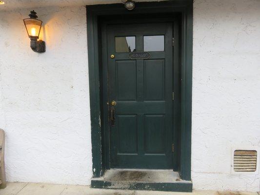 Front door to McNally's. You have to look very carefully to find it.