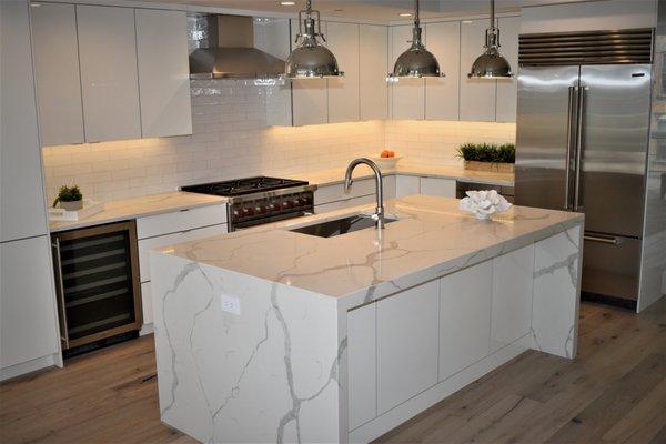 Calacatta Classique Quartz