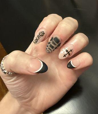 T Nails