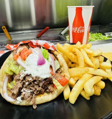BEEF GYRO COMBO MEAL