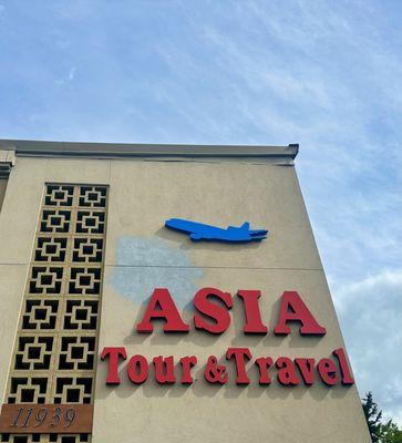 Asia Tour &Travel