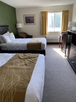 Boarders Cobblestone Hotels - Munising