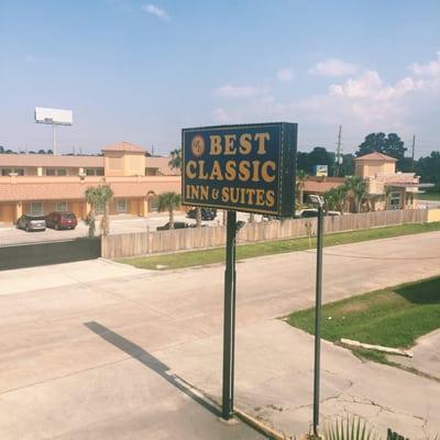 Best Classic Inn & Suites