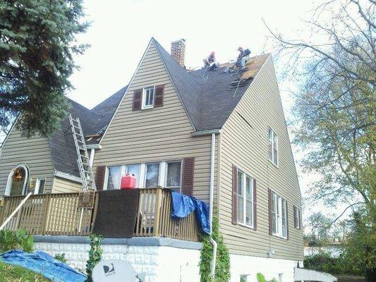 Royal Premier Roofing & Construction