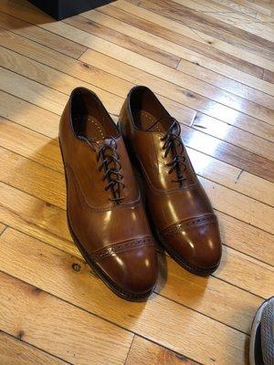 The finished product after a great shoe shining service.