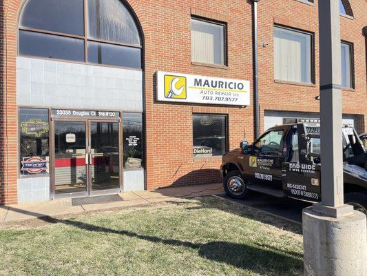 Mauricio Auto Repair
