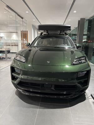 Porsche Woodland Hills