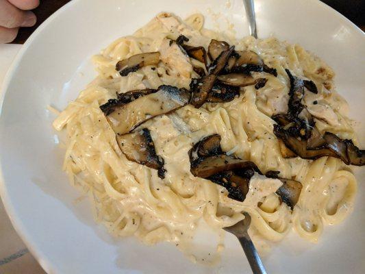 My husbands chicken Alfredo with mushrooms was great and really filling!