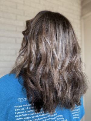 Darkened it up for the fall
Heavy lowlight with baby lights