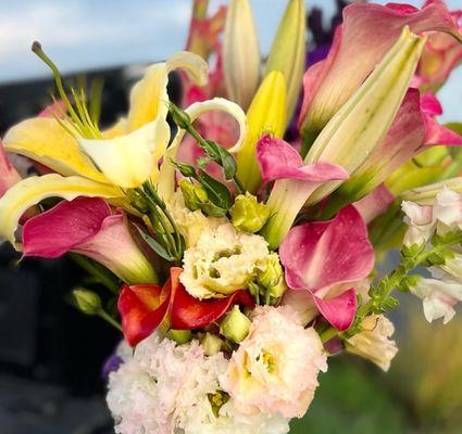 A stunning bouquet of Spring lilies and more!