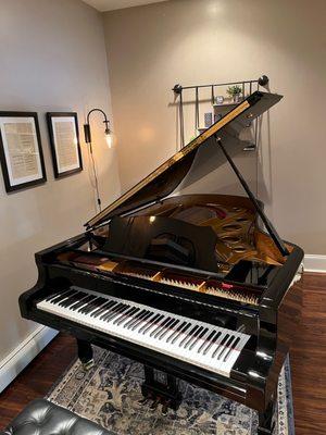 Graves Piano & Organ