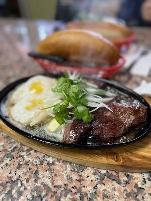 Bo Ne with a side of French bread - $16