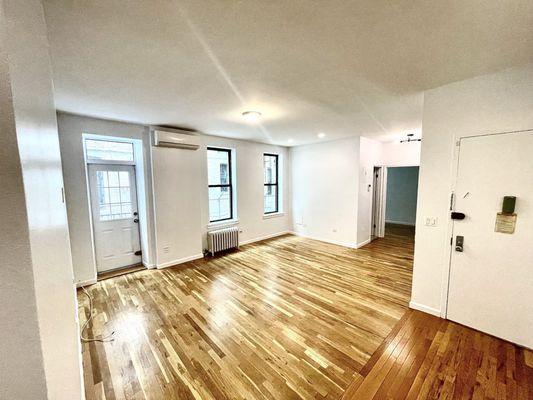 Underconstruction.Aks