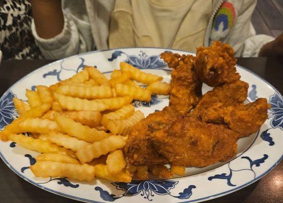 Wings and fries (kids menu)