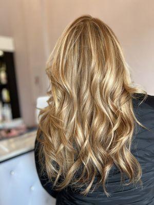 Nefertiti's Hair & Spa