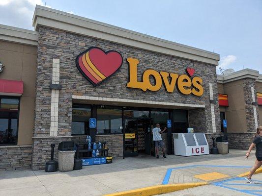Love's Travel Stop