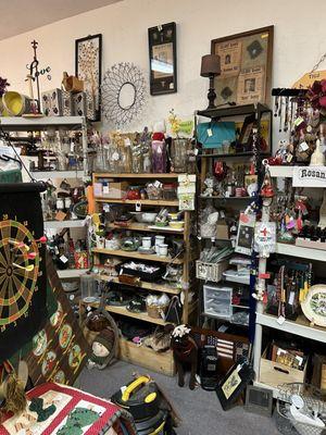 Bert’s Vintage Treasures